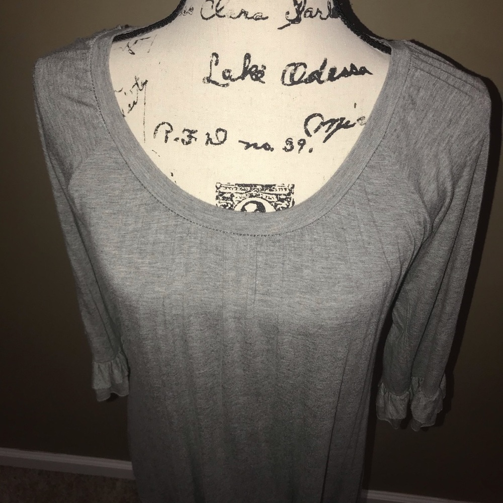 Cezanne | Ruffle Sleeve Gray Runic - Picture 5 of 9